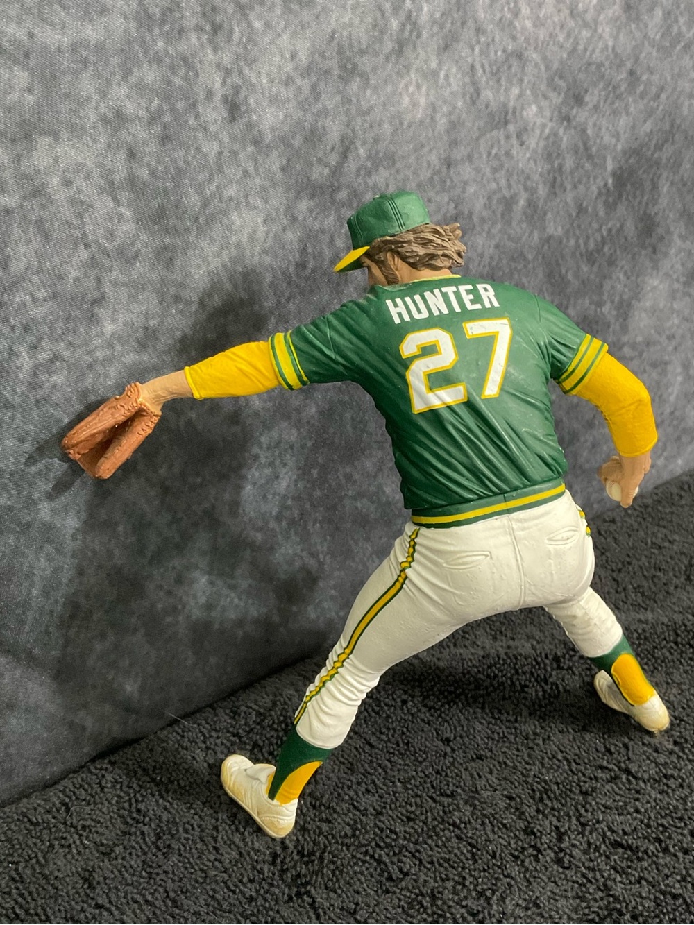 Macfarlen Catfish Hunter Oakland A's Pitcher Figurine - Picture 7 of 9